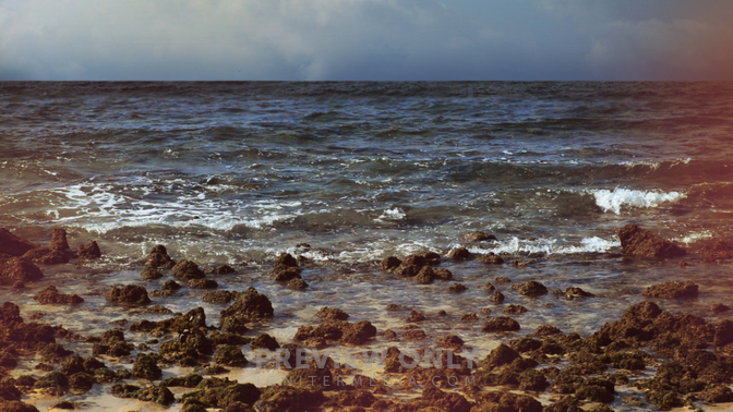 Ocean_Waves_Horizon_720p.jpg
