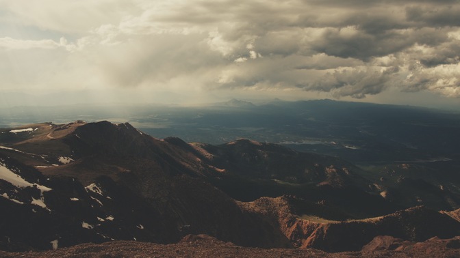 Mountain_Cloud_Rays_HD.jpg