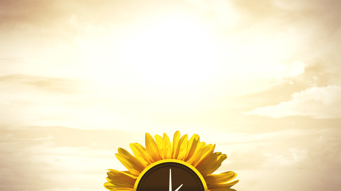 Daylight_Saving_Begins_WIDE-BACKGROUND#preset=tg_bg.jpg