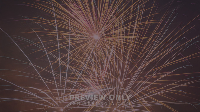 Fireworks_-_Happy_4th_of_July_16x9-BACKGROUND#preset=tg_bg.jpg