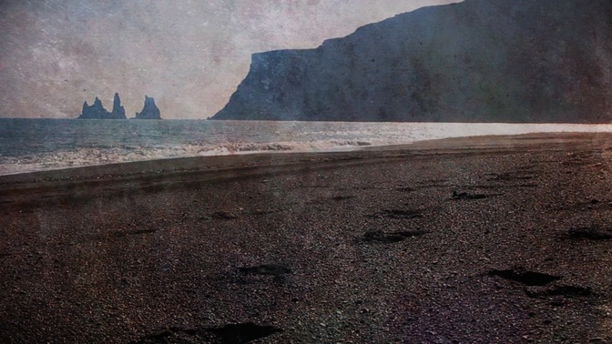 Beach_Footprints_16x9.jpg