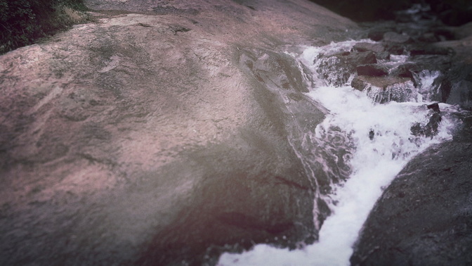 Rocky_Waterfall_Small_Cool_HD.jpg